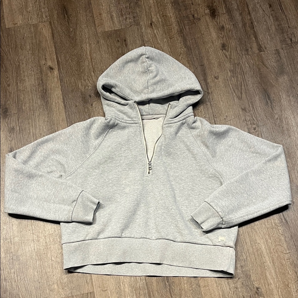 Vuori Light Gray Sweatshirt